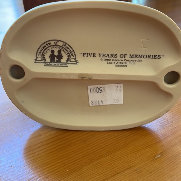 Enesco 1992 “Memories of Yesterday” 5 Years of Memories. - Picture 4 of 6
